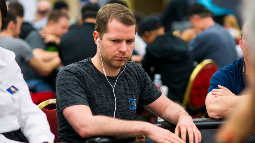 adjust to live poker games